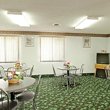 Americas Best Value Inn West Frankfort Luaran gambar