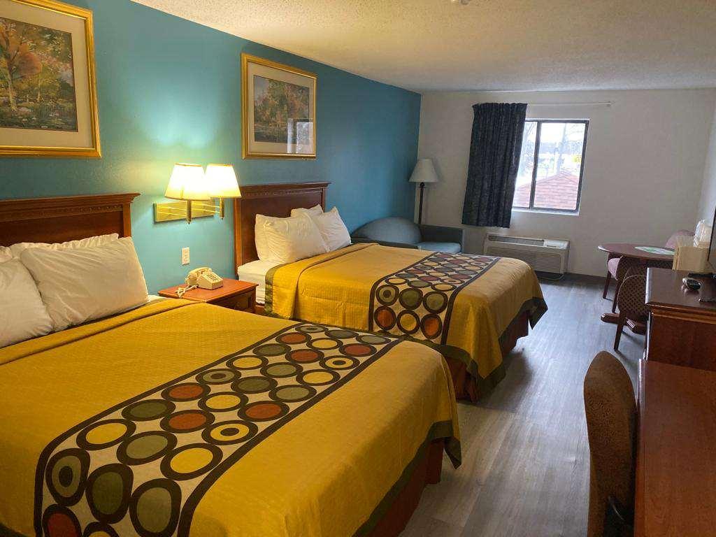 Americas Best Value Inn West Frankfort Bilik gambar