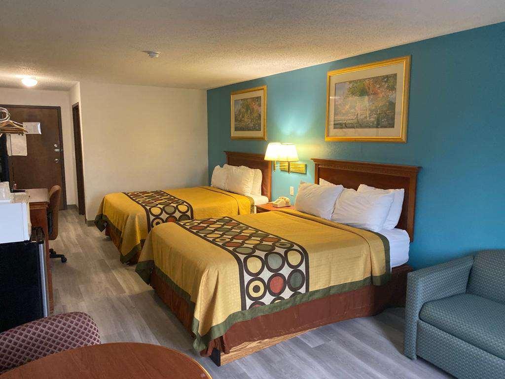 Americas Best Value Inn West Frankfort Bilik gambar