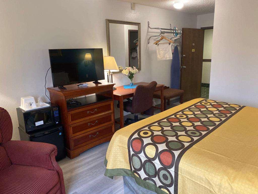 Americas Best Value Inn West Frankfort Bilik gambar