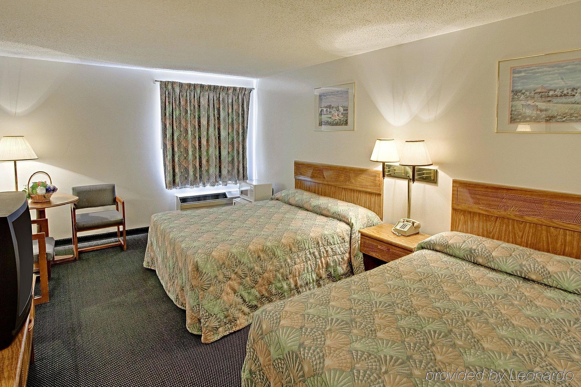 Americas Best Value Inn West Frankfort Bilik gambar
