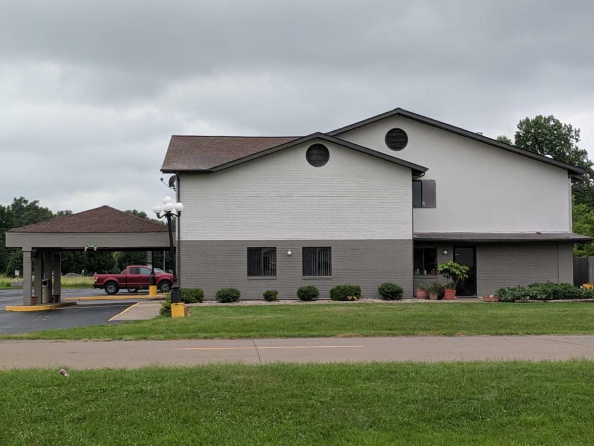 Americas Best Value Inn West Frankfort Luaran gambar