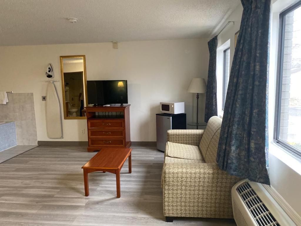 Americas Best Value Inn West Frankfort Luaran gambar
