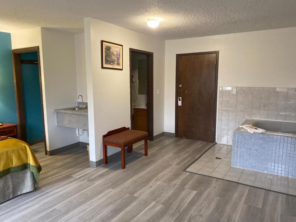 Americas Best Value Inn West Frankfort Luaran gambar
